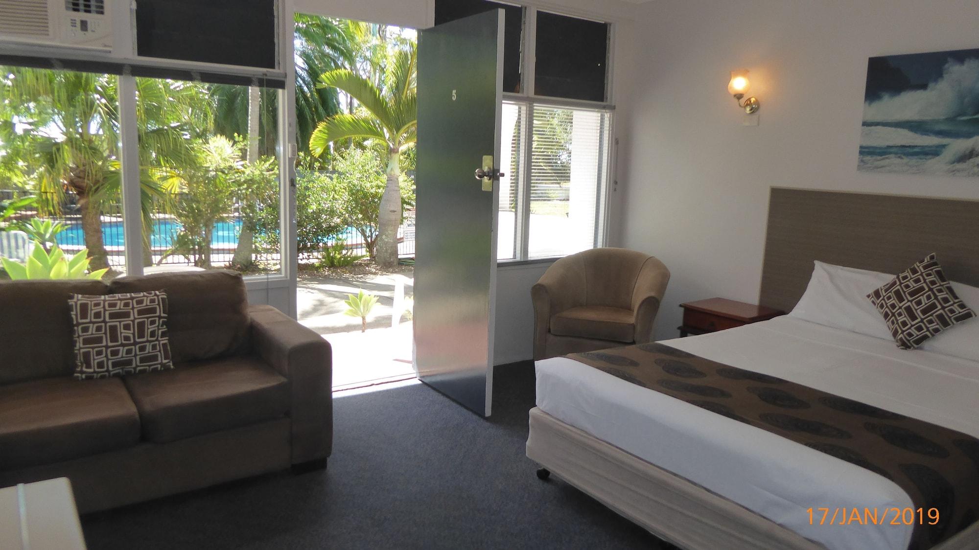 Tower Court Motel - Adults Only Haven Hervey Bay Exteriör bild