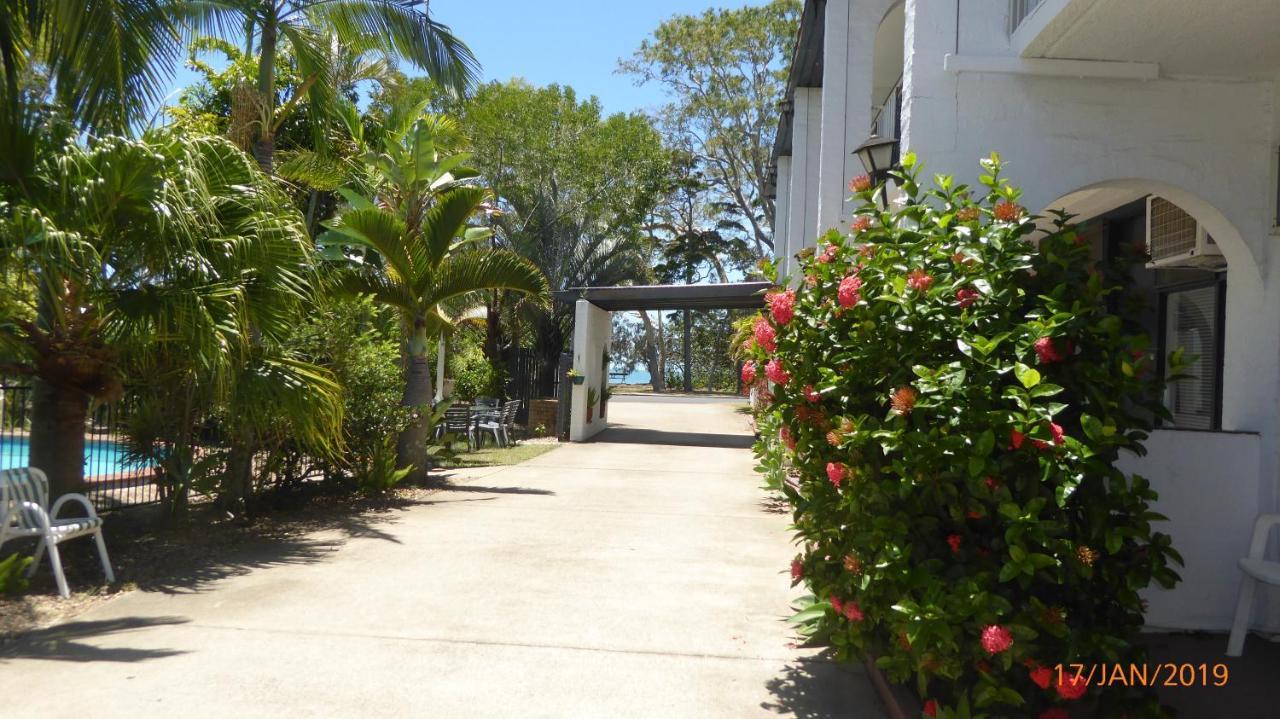 Tower Court Motel - Adults Only Haven Hervey Bay Exteriör bild