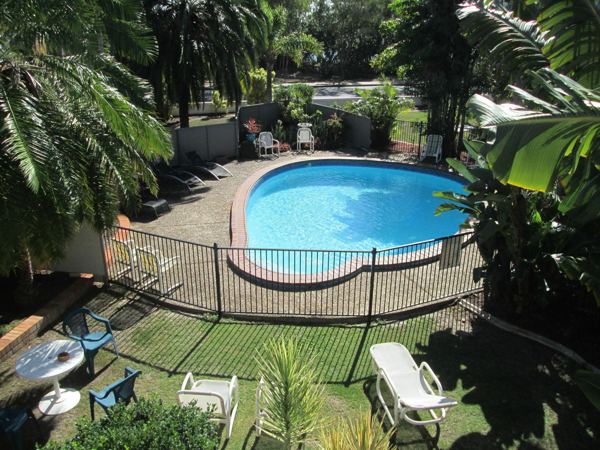 Tower Court Motel - Adults Only Haven Hervey Bay Exteriör bild